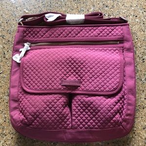 Vera Bradley Iconic Mailbag hawthorn rose NWT